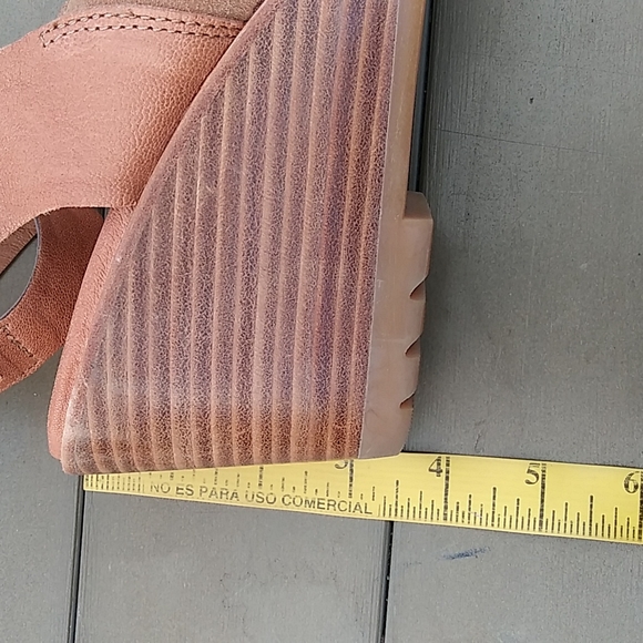 Sorel Wedges - Picture 7 of 11